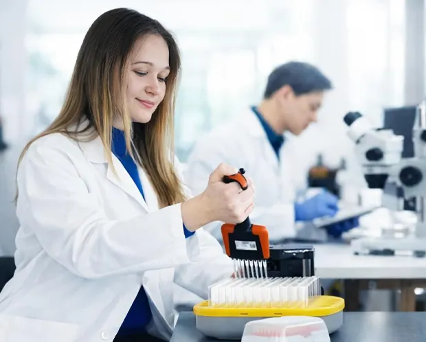 chemist working in lumigen laboratory chemical manufacturer chemist working in lumigen laboratory chemical manufacturer